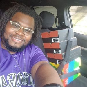 Meet your Posher, Devante